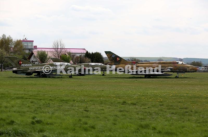KH150428b007
