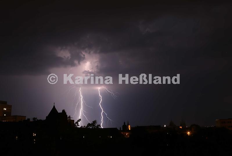 KH150704d003