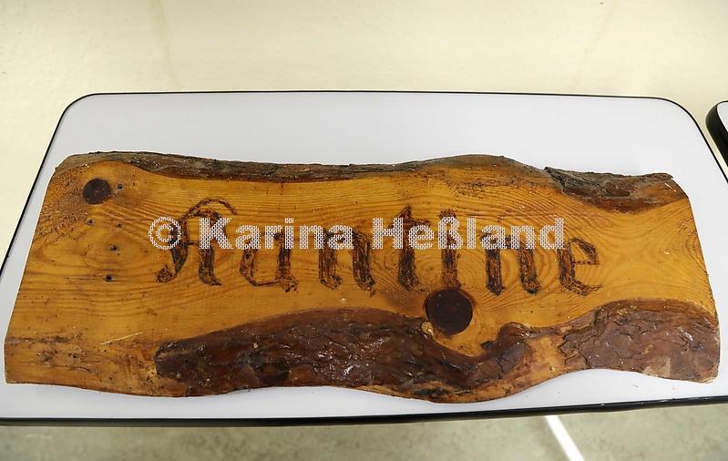 KH210115a044
