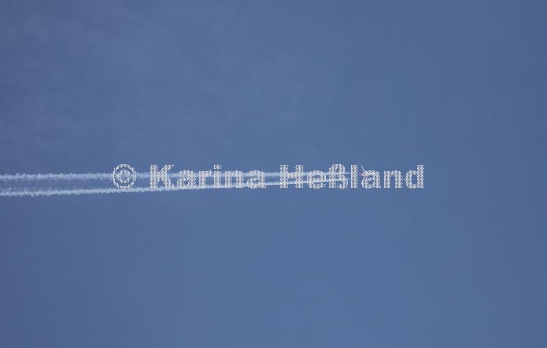 KH220728b009