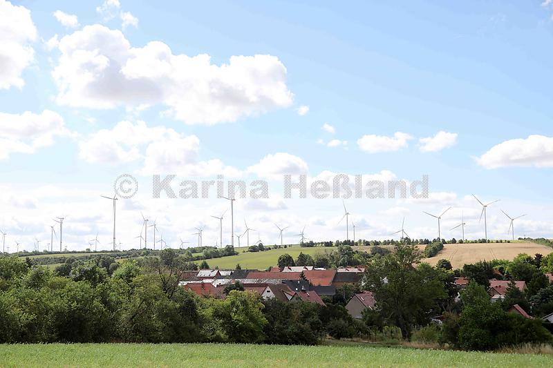 KH220806a033