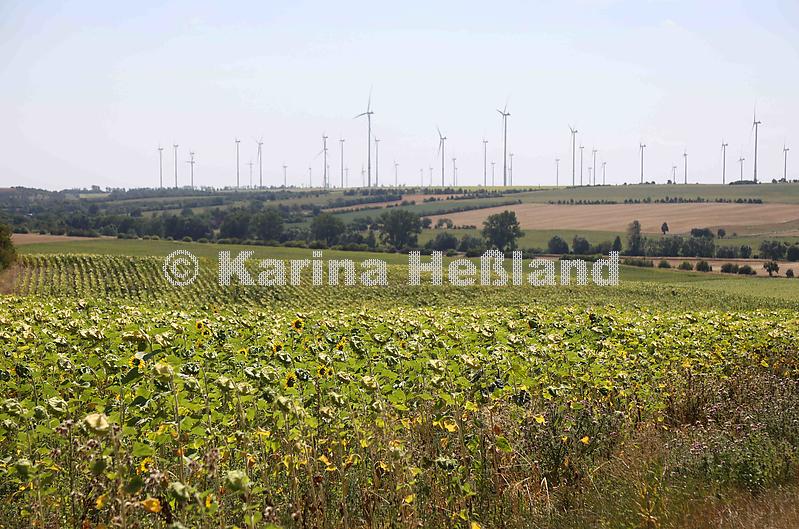 KH220810a027