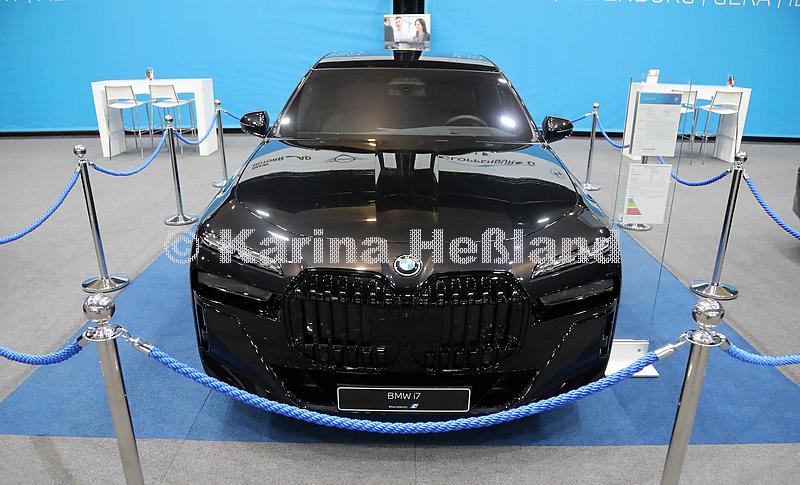 KH230126e034