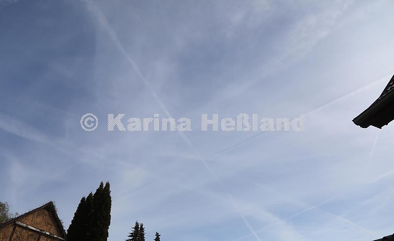 KH230504b007