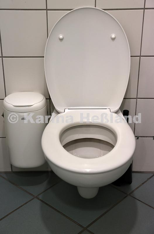 KH250405b005