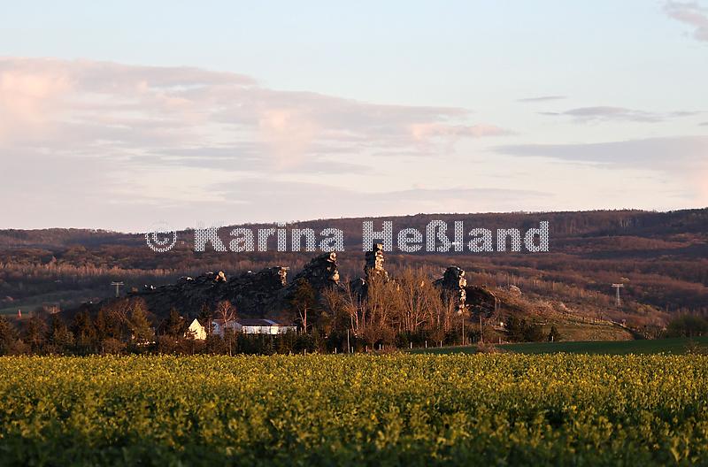 KH250407c048