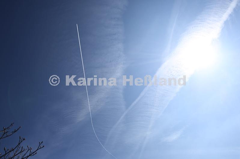 KH250410b044