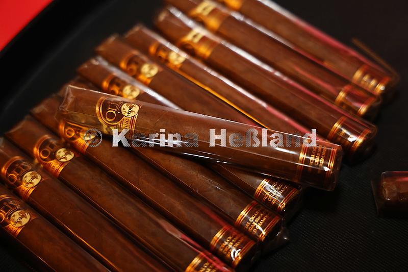 KH250802a054