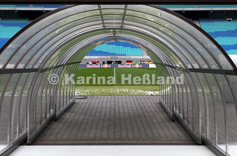 KH121202a001